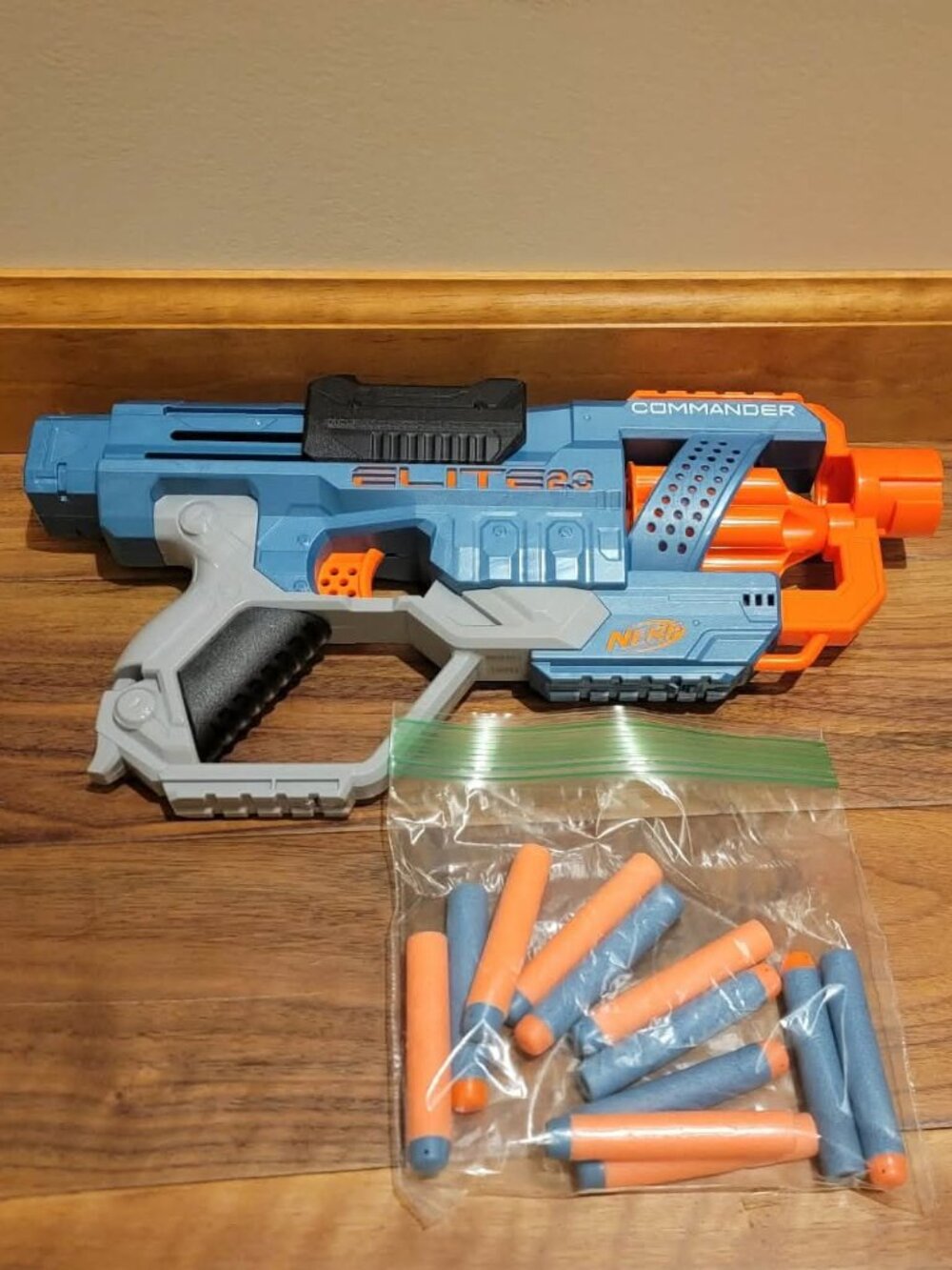 Nerf Elite 2.0 Commander RD-6 Dart Blaster 12/12 darts